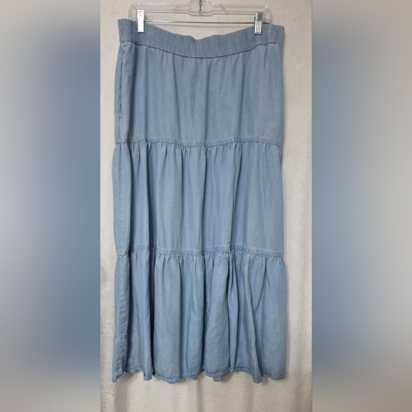 Dresses & Skirts - SIGRID OLSEN Light Blue Tiered Skirt Large
